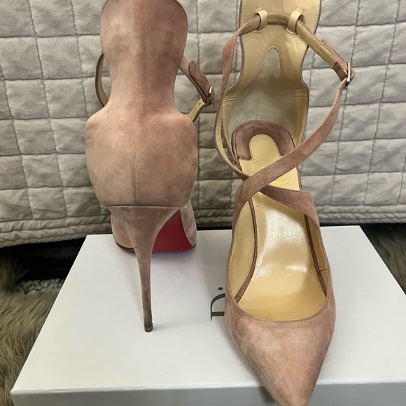 SOLD‼️Christian Louboutin pink suede heel- 42 - Picture 4 of 14